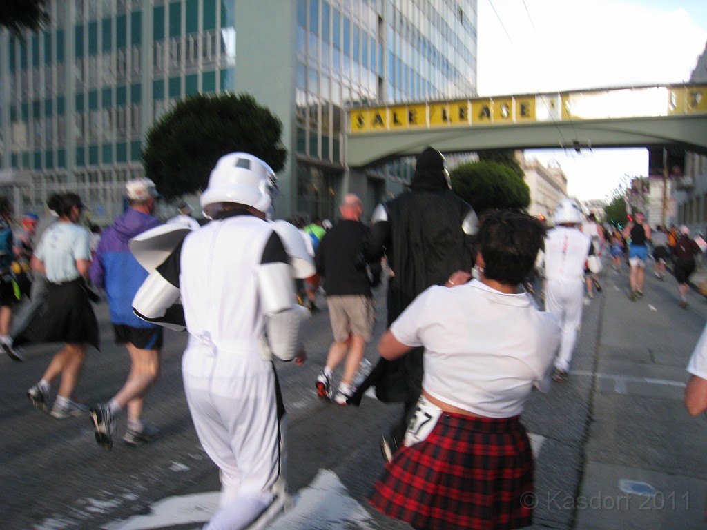 2011 Bay to Breakers Sunday 0310.JPG - I was able to participate in the 2011, 100th anniversary of the San Francisco Bay to Breakers 12K race. A great weekend for sight seeing and racing.